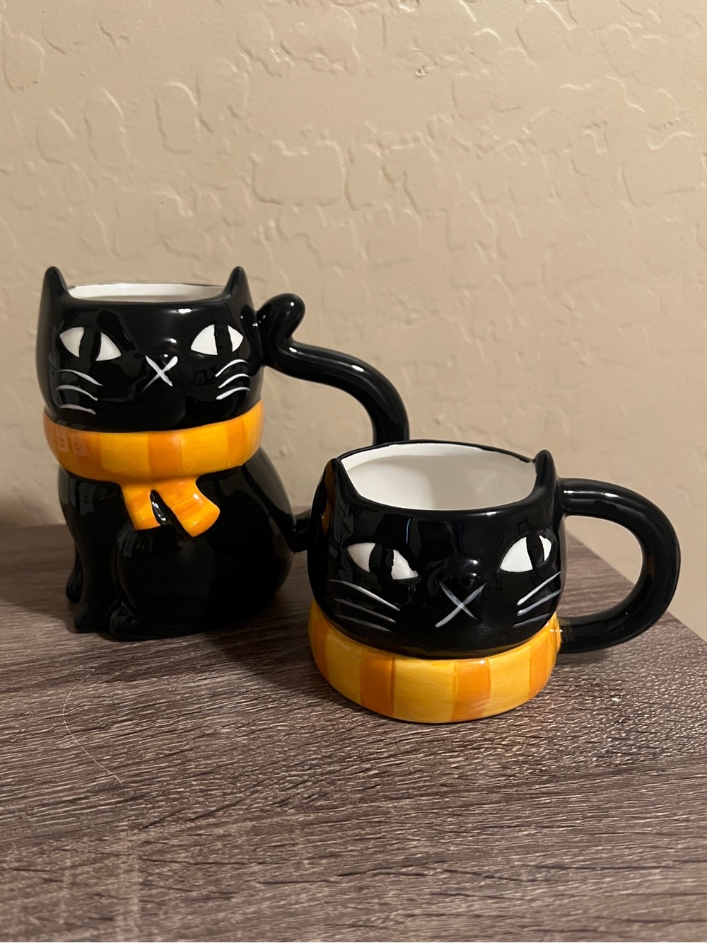 Target Hyde & Eek Black Cat Mugs Orange Scarf Halloween Earthenware NWT